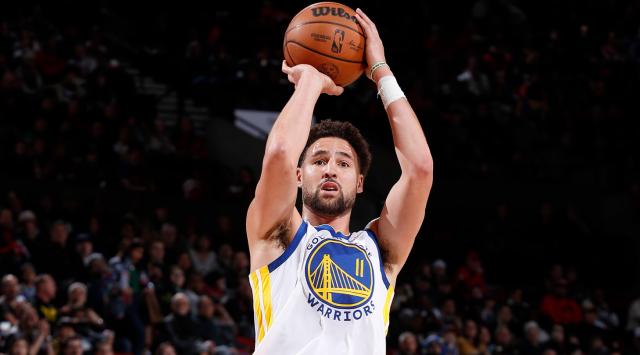 开云体育官网-库里低迷三分颗粒无收 为何科尔还能面露微笑？